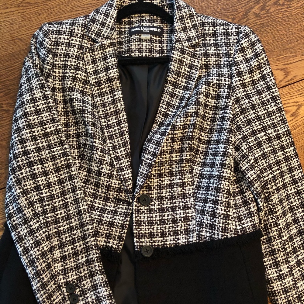 Beautiful Black & White Tweed Blazer